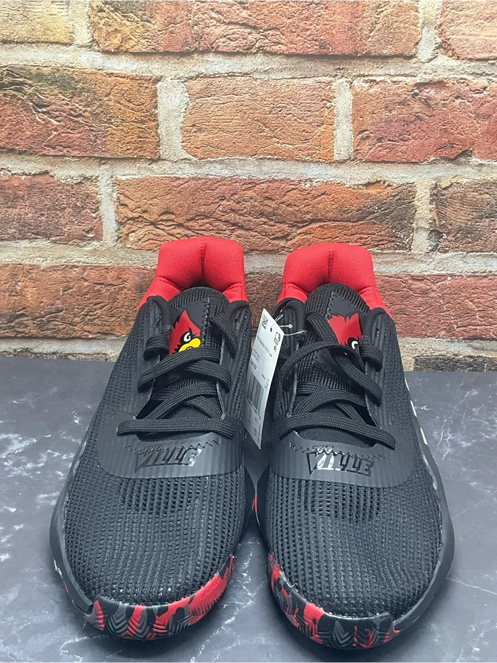 NWT adidas Pro Bounce 2019 Low Louisville Cardinals Size 9